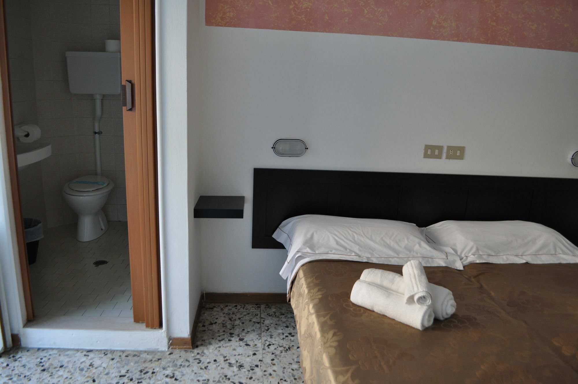 Hotel Urano Cattolica Exterior foto